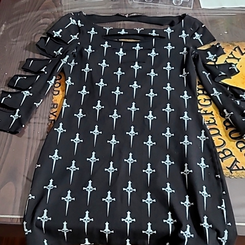 Lip Service - 2003 LS Daggers Dress - M